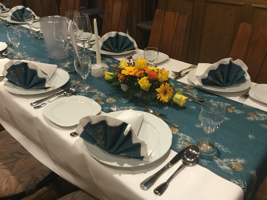 Festlich gedeckter Tisch im Brauhaus